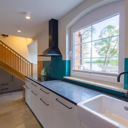 度假居 Apartamentowe Chmielowka 切米诺