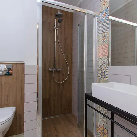 度假居 Apartamentowe Chmielowka 切米诺