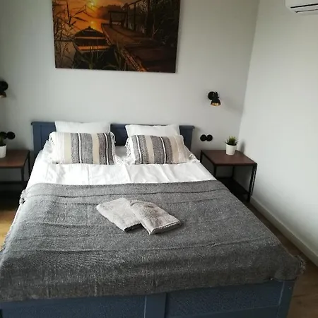 Apartamentowe Chmielowka * 切米诺